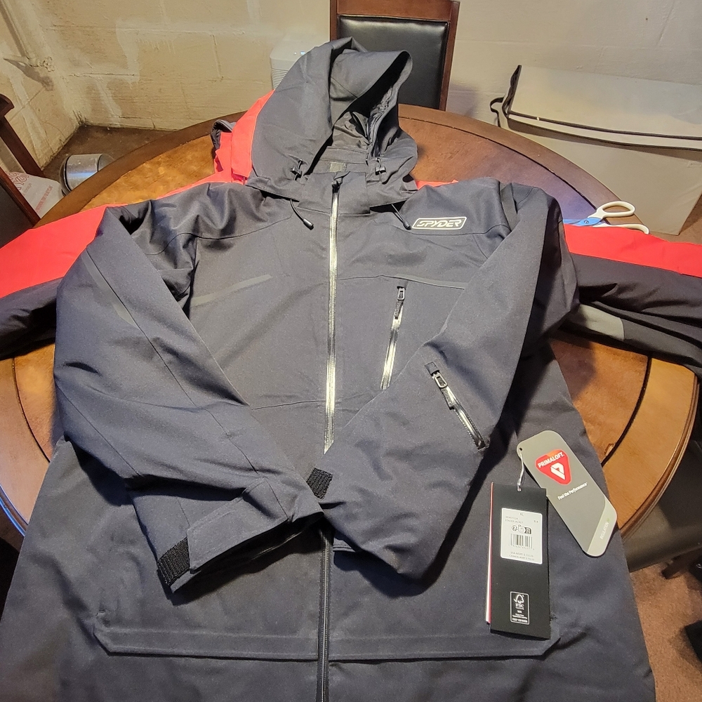 Spyder Men's Leader Jacket in Black